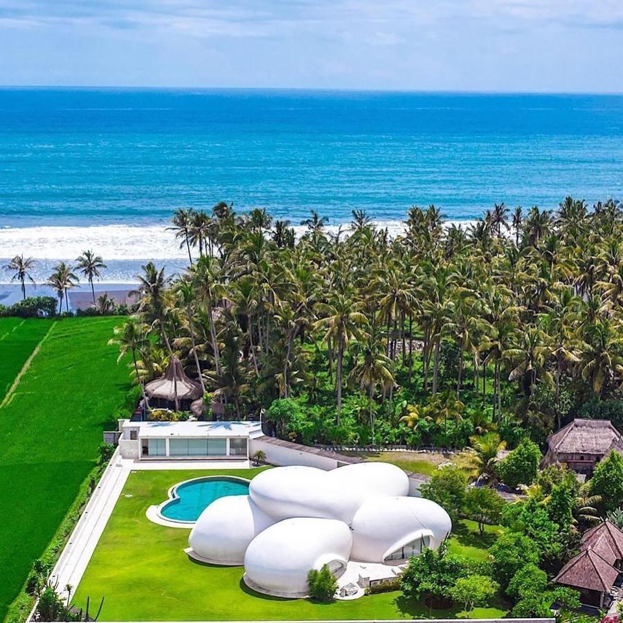 The Cloud Beachfront Villa Tabanan Selemadeg Exterior foto
