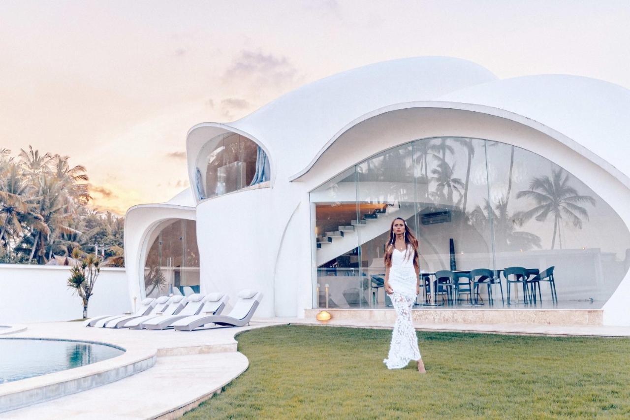 The Cloud Beachfront Villa Tabanan Selemadeg Exterior foto